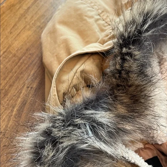 Forever 21 Tan Utility Jacket with Faux Fur Hood - Picture 11 of 16